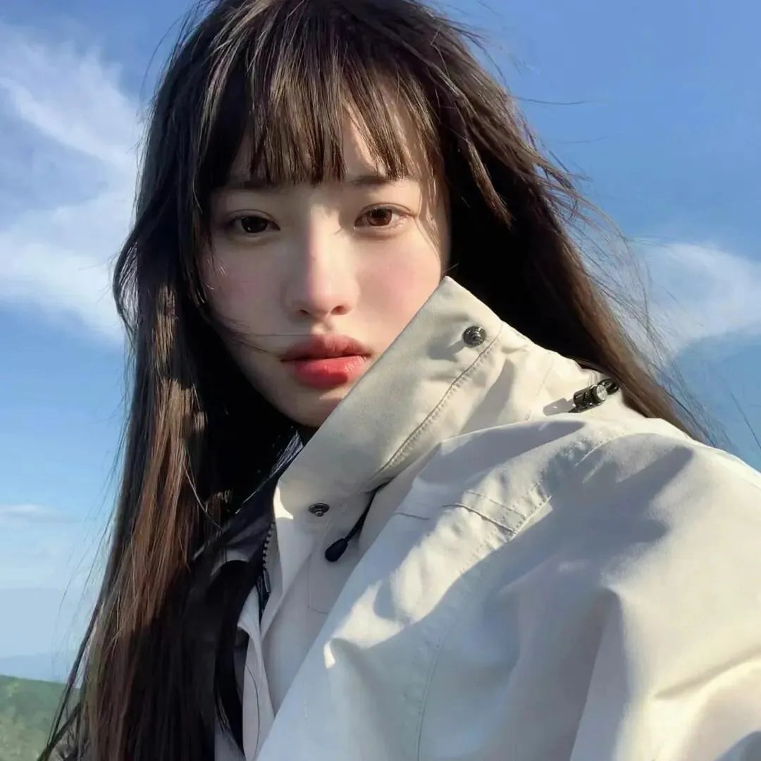 群蛇出洞